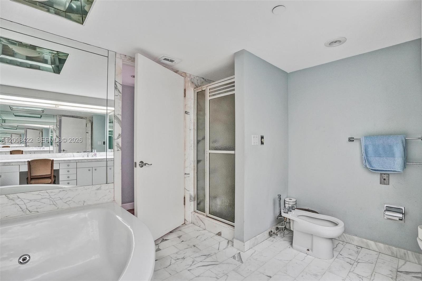 Photo of 19355 Turnberry Way  #8K, Aventura, Florida, 33180 - 