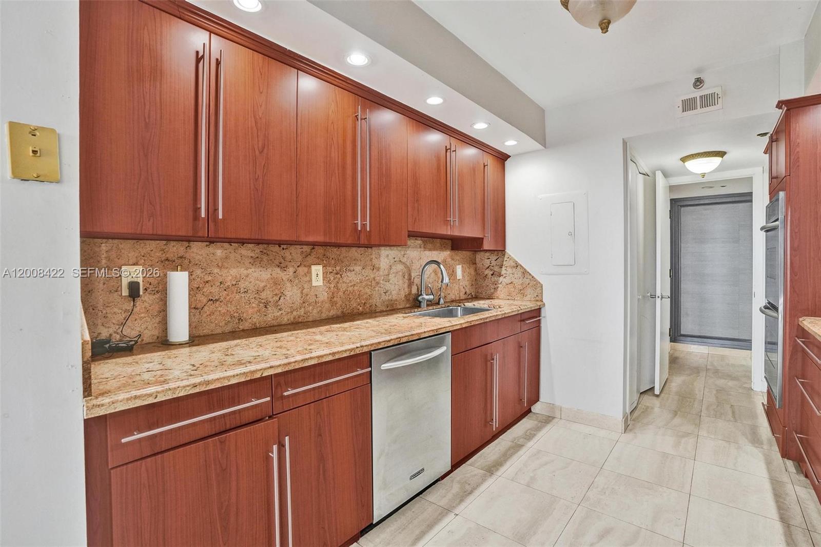 Photo of 19355 Turnberry Way  #8K, Aventura, Florida, 33180 - 