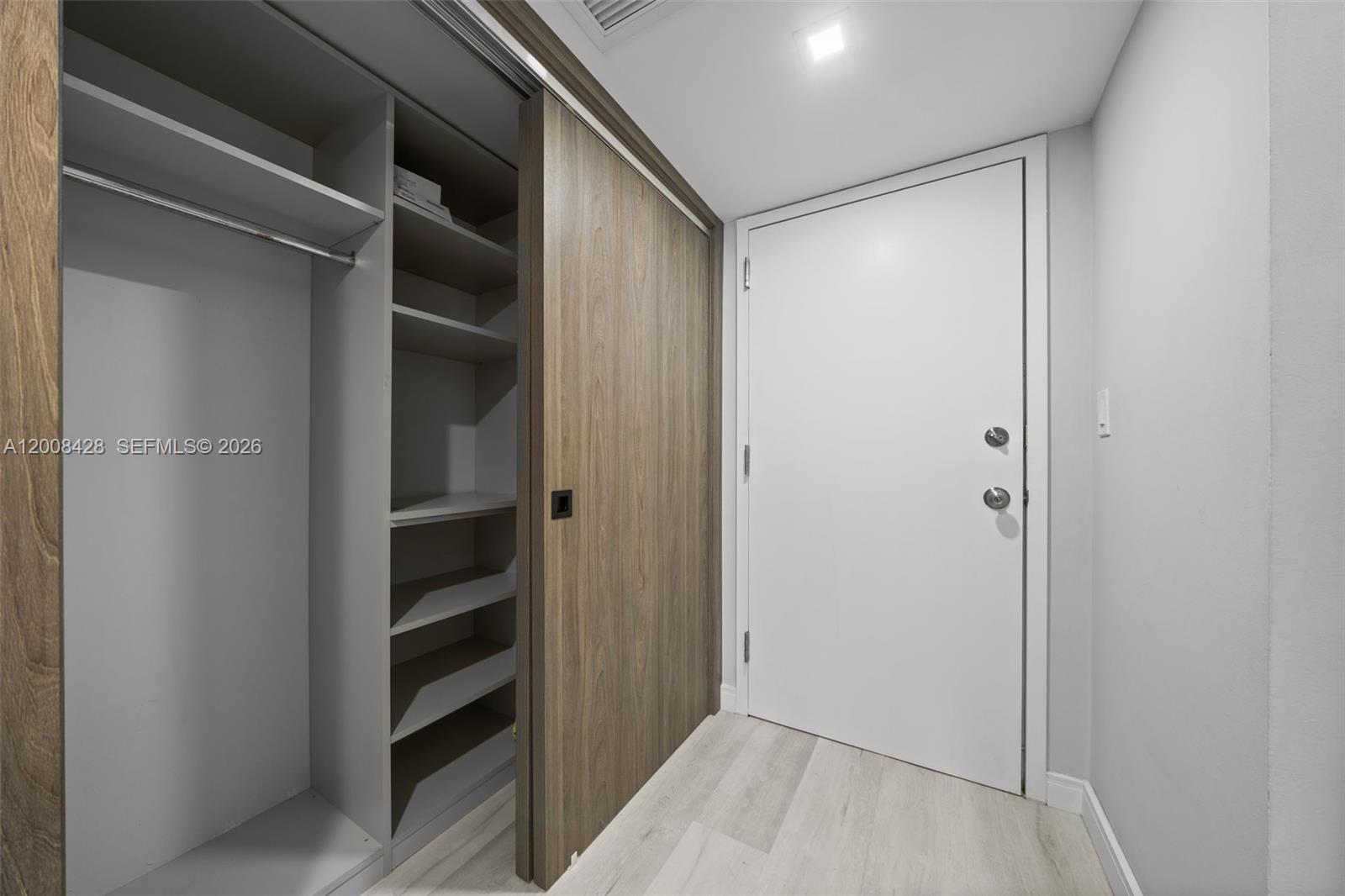 Photo of 2001 Atlantic Shores Blvd  #116, Hallandale Beach, Florida, 33009 - 