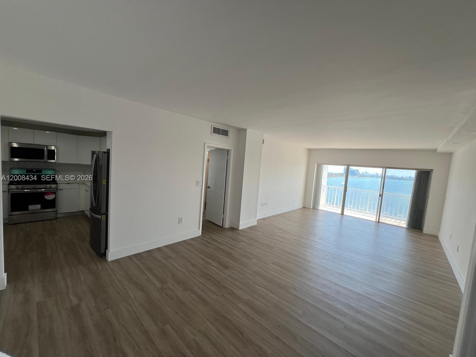 1120 2 / 2 1120 sq. ft. $ 2026-04-27 0 Photo