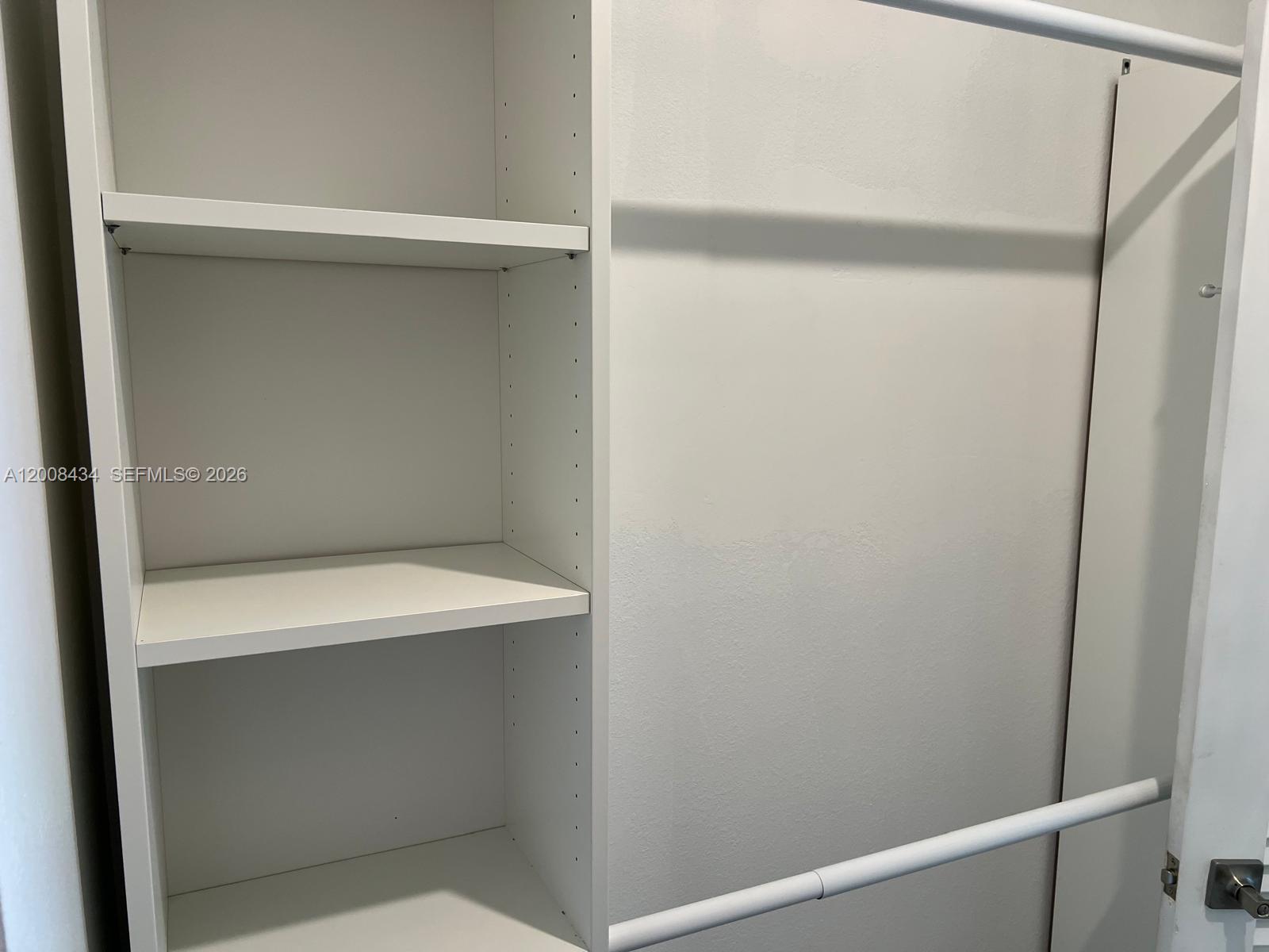 1120 2 / 2 1120 sq. ft. $ 2026-04-27 0 Photo