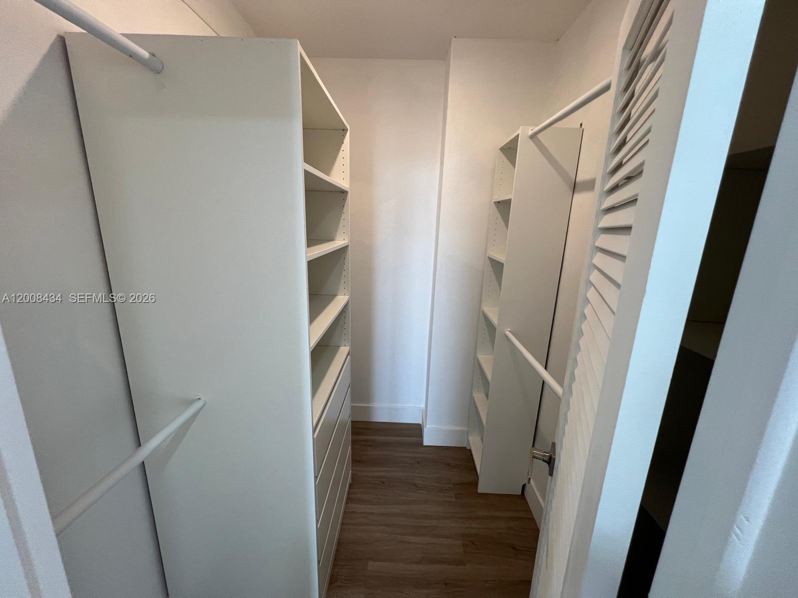 1120 2 / 2 1120 sq. ft. $ 2026-04-27 0 Photo