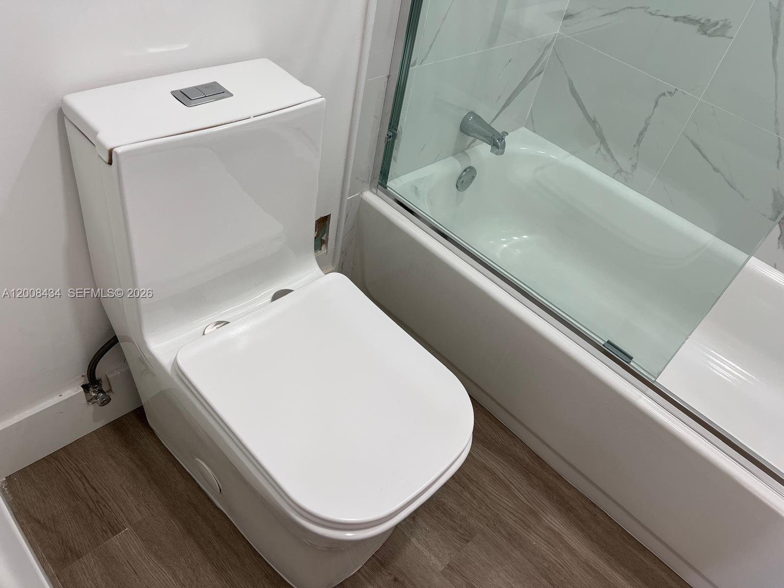 1120 2 / 2 1120 sq. ft. $ 2026-04-27 0 Photo
