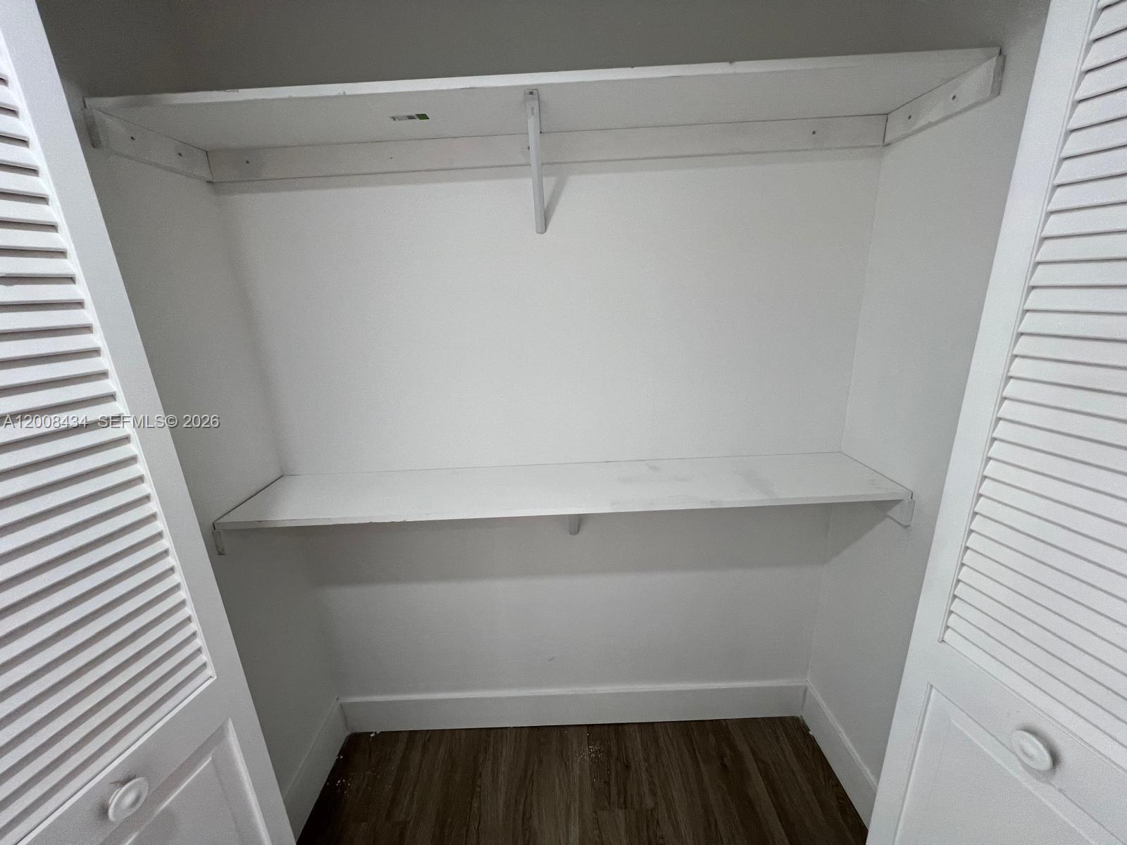 1120 2 / 2 1120 sq. ft. $ 2026-04-27 0 Photo