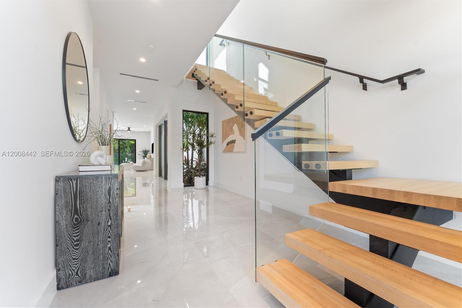   /  2814 sq. ft. $ 2026-04-27 0 Photo