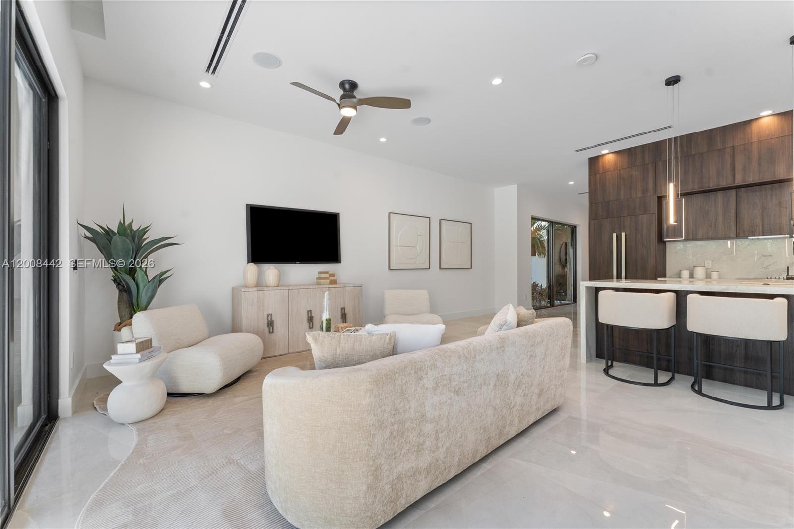   /  2814 sq. ft. $ 2026-04-27 0 Photo