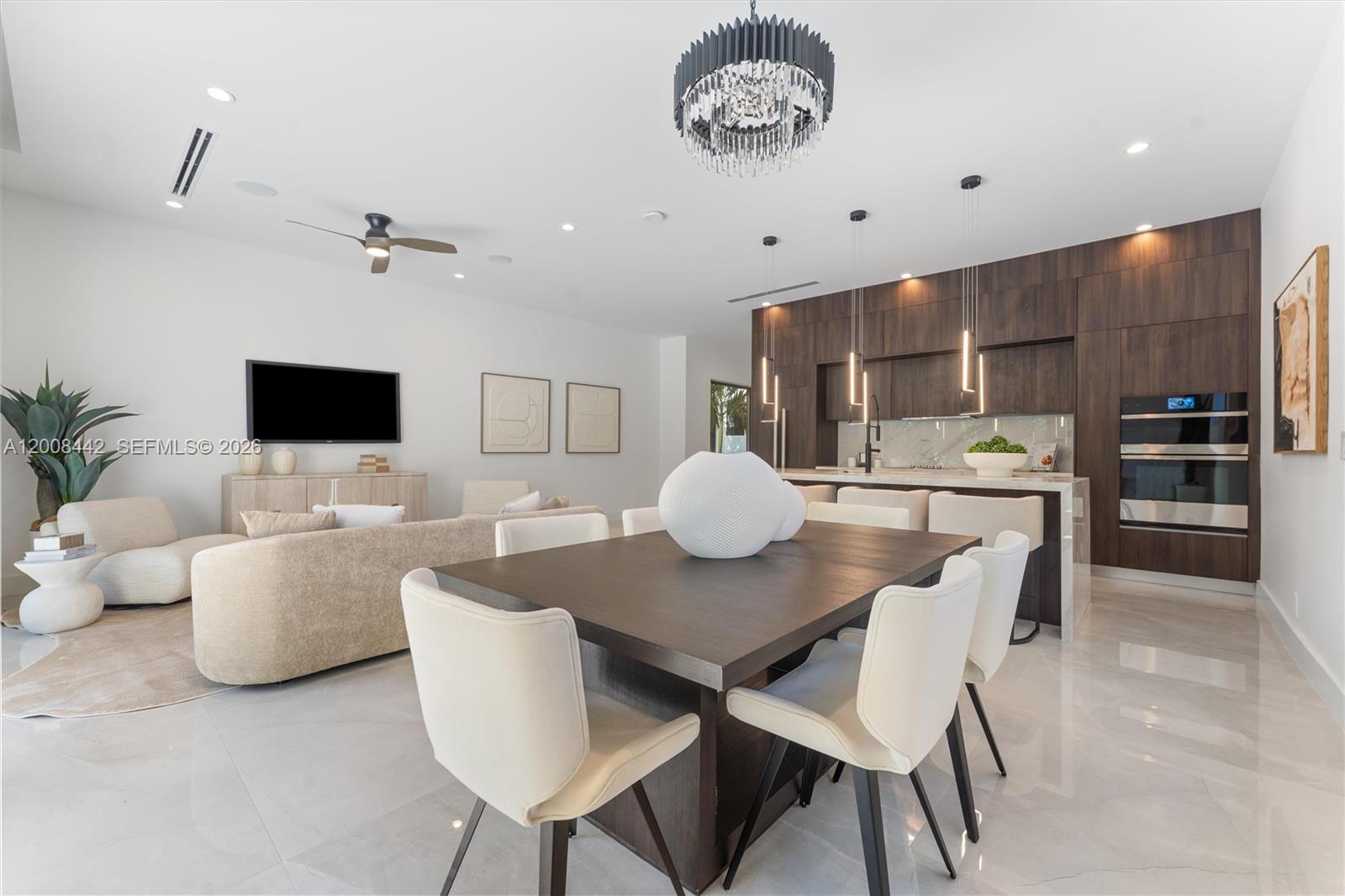   /  2814 sq. ft. $ 2026-04-27 0 Photo