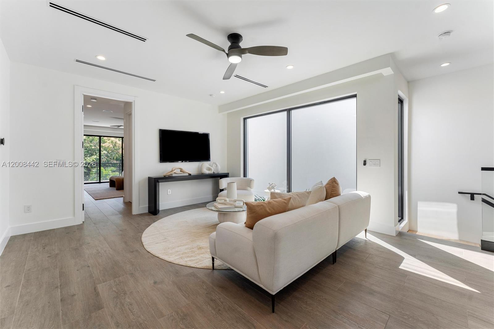   /  2814 sq. ft. $ 2026-04-27 0 Photo