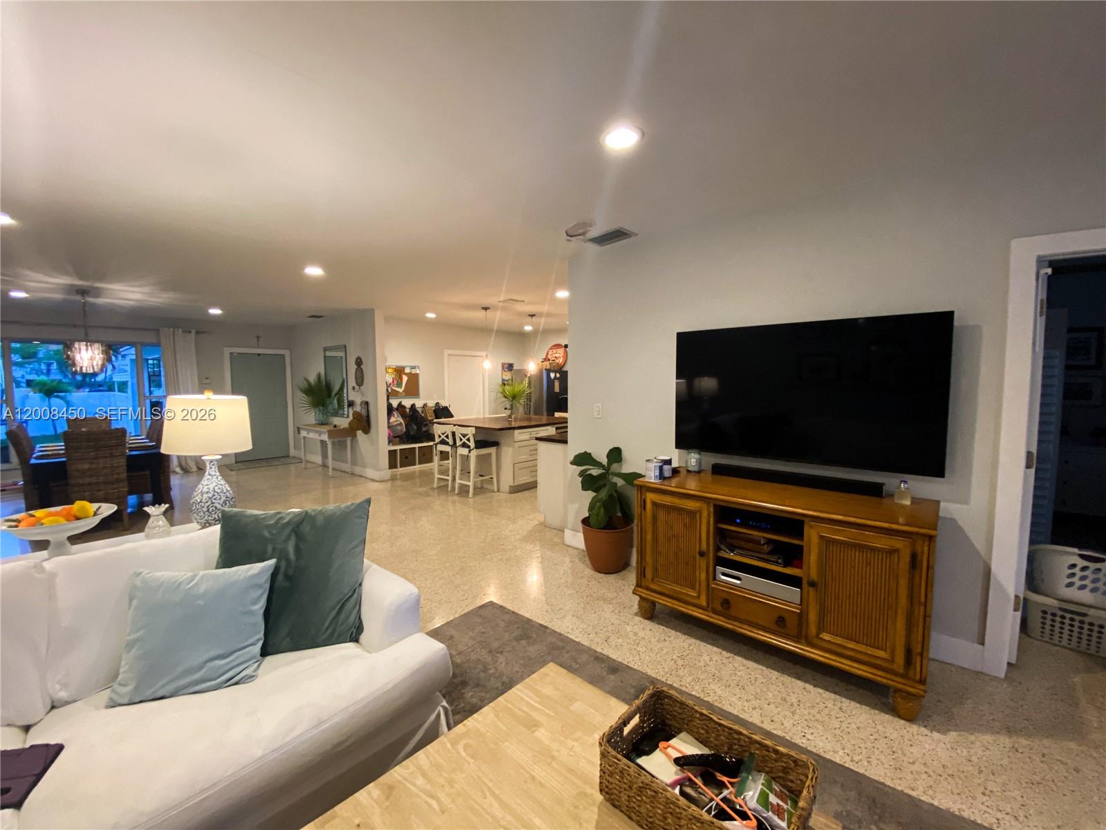 3485 3 / 2 2104 sq. ft. $ 2026-04-27 0 Photo