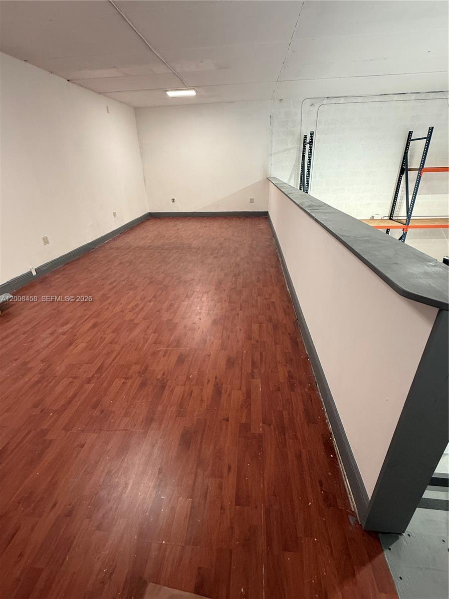 12  /   sq. ft. $ 2026-04-27 0 Photo