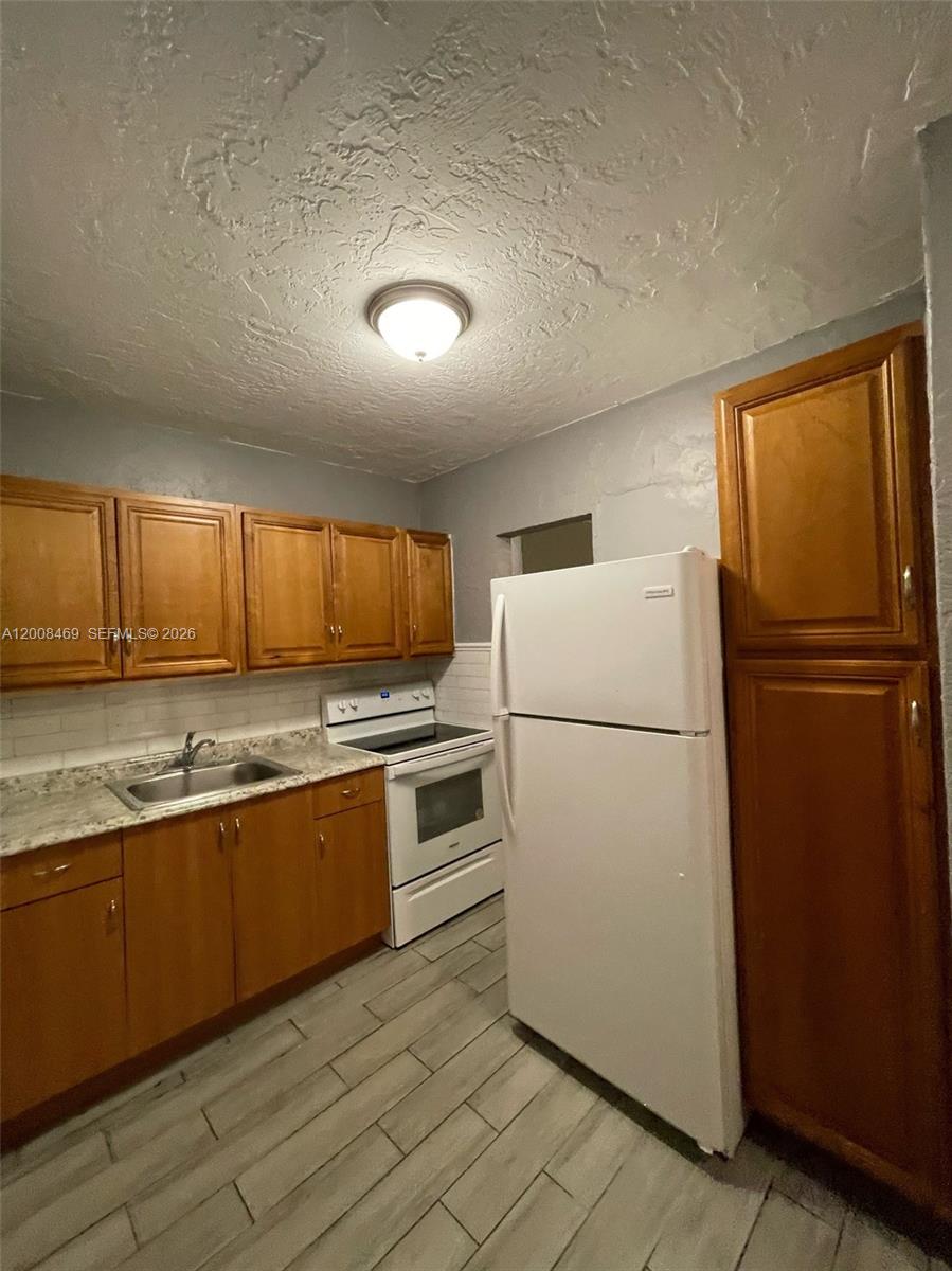   /  1689 sq. ft. $ 2026-04-27 0 Photo