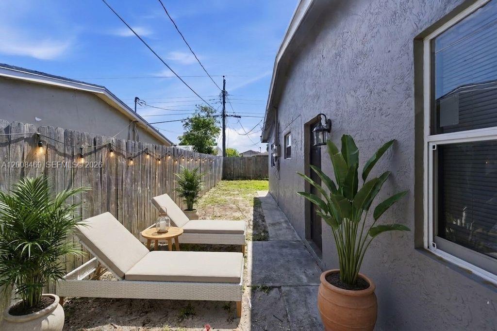   /  1689 sq. ft. $ 2026-04-27 0 Photo