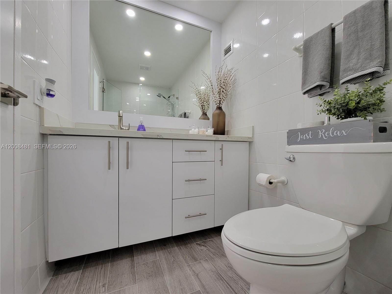 Photo of 3505 Ocean Dr  #1203, Hollywood, Florida, 33019 - 