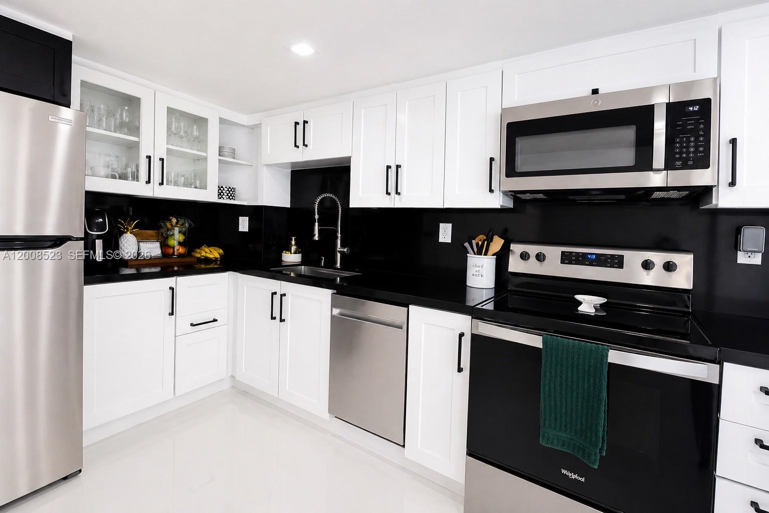 PH11 1 / 2 762 sq. ft. $ 2026-04-27 0 Photo