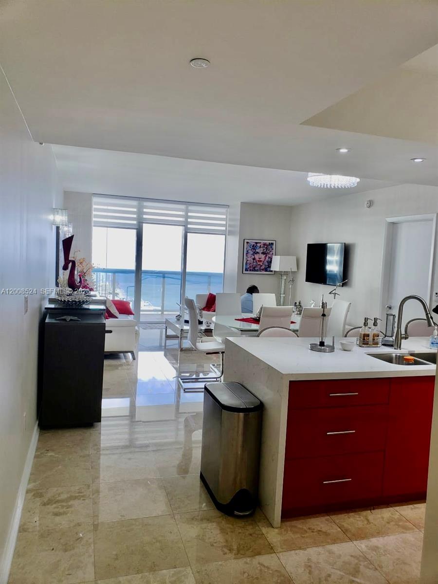 3910 2 / 2 1337 sq. ft. $ 2026-05-22 0 Photo