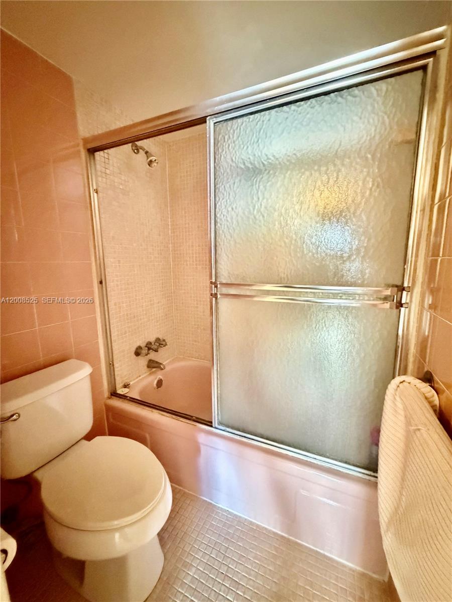 Photo of 1410 Ocean Dr  #607, Hollywood, Florida, 33019 - 