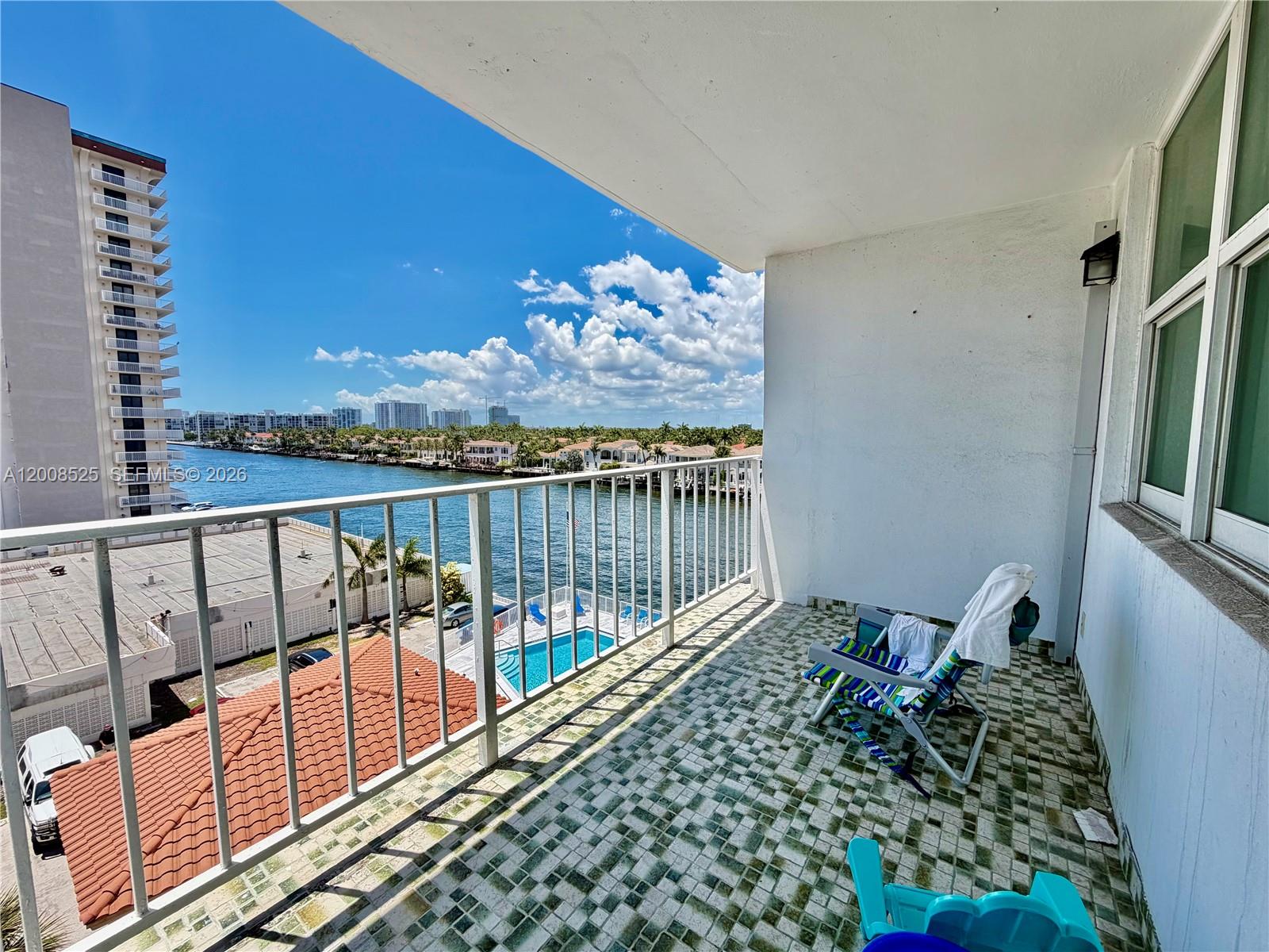 Photo of 1410 Ocean Dr  #607, Hollywood, Florida, 33019 - 