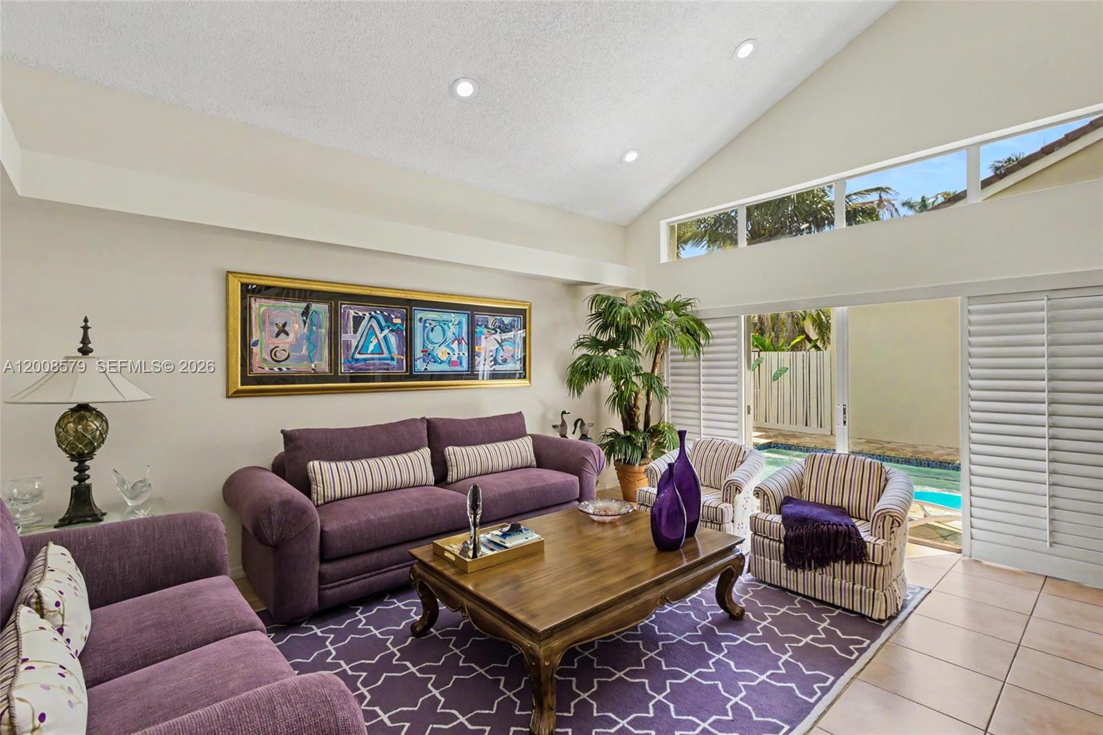 Photo of 1125 Queen Palm Ct  (1125), Hollywood, Florida, 33019 - 