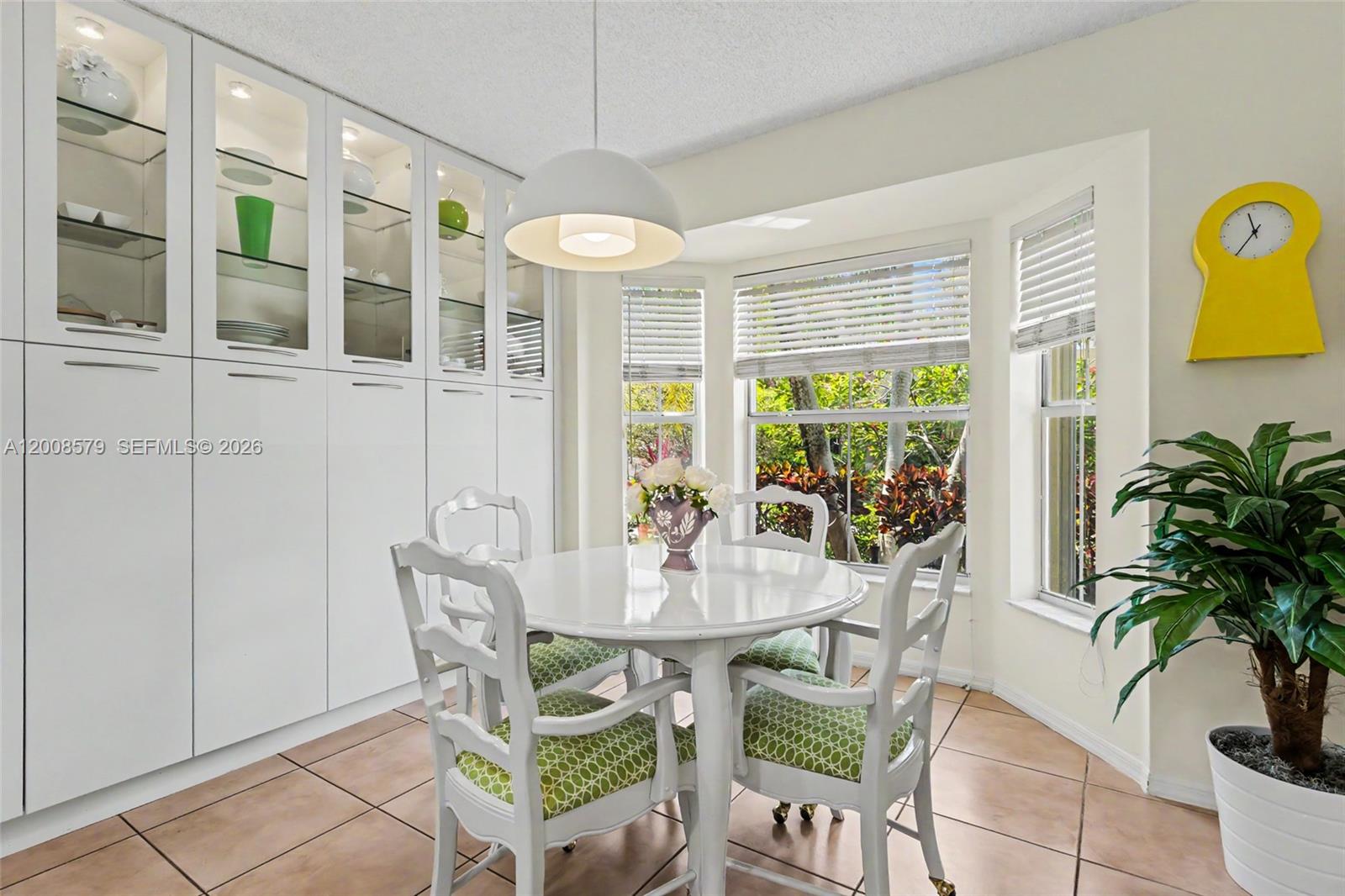 Photo of 1125 Queen Palm Ct  (1125), Hollywood, Florida, 33019 - 
