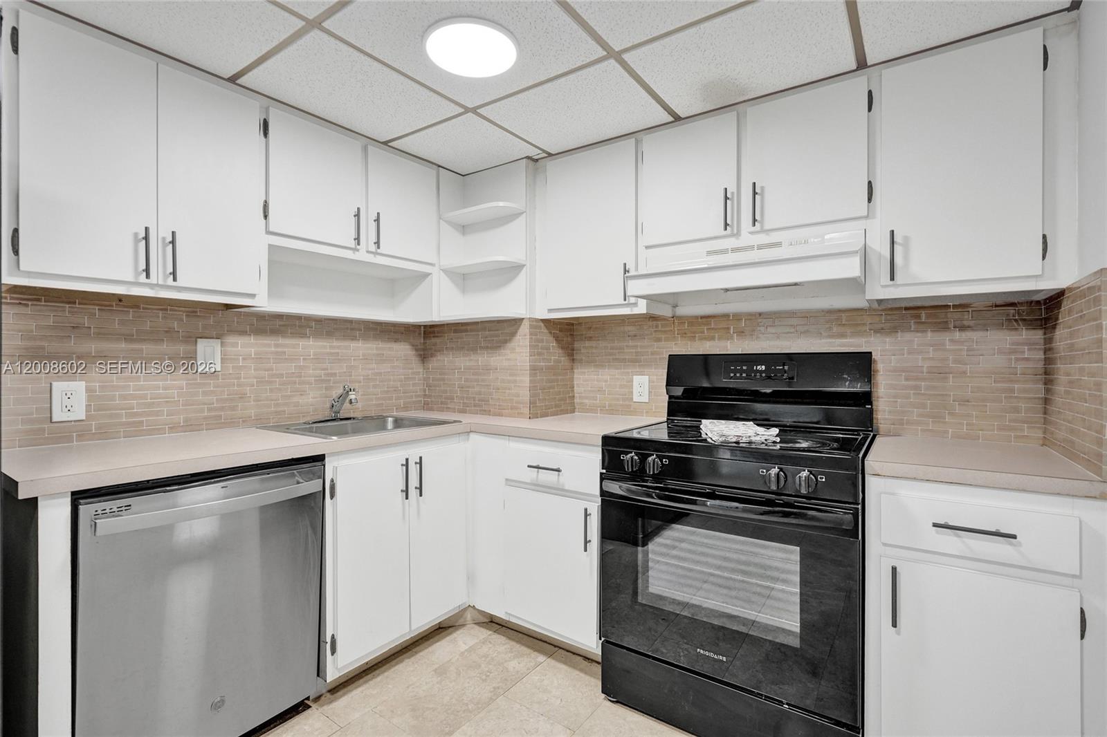 603 2 / 2 1331 sq. ft. $ 2026-04-27 0 Photo
