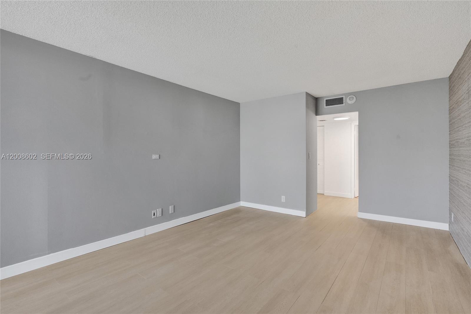 603 2 / 2 1331 sq. ft. $ 2026-04-27 0 Photo