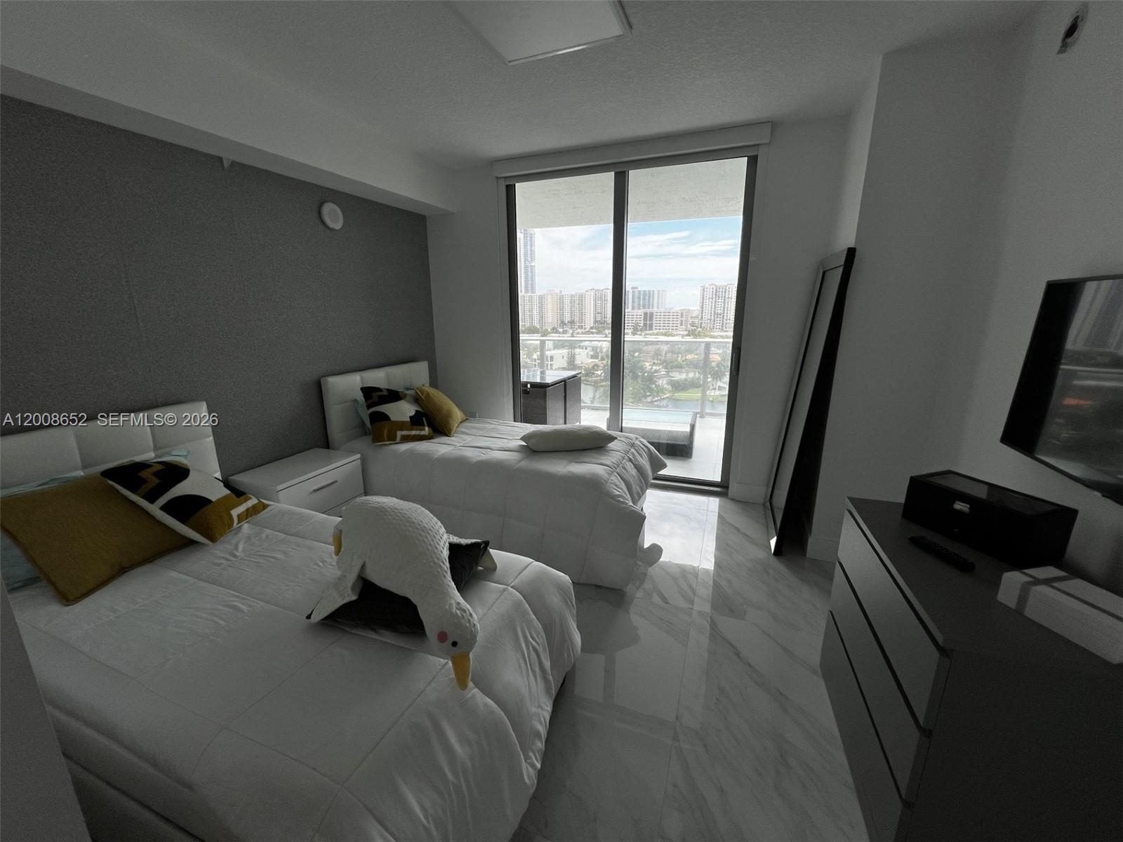 5-1008 3 / 4 1892 sq. ft. $ 2026-04-27 0 Photo