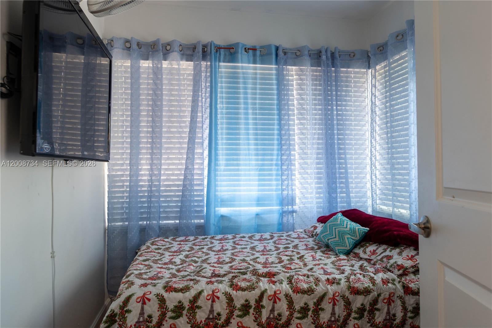 See details / 3616 sq. ft. $ 2026-04-27 0 Photo