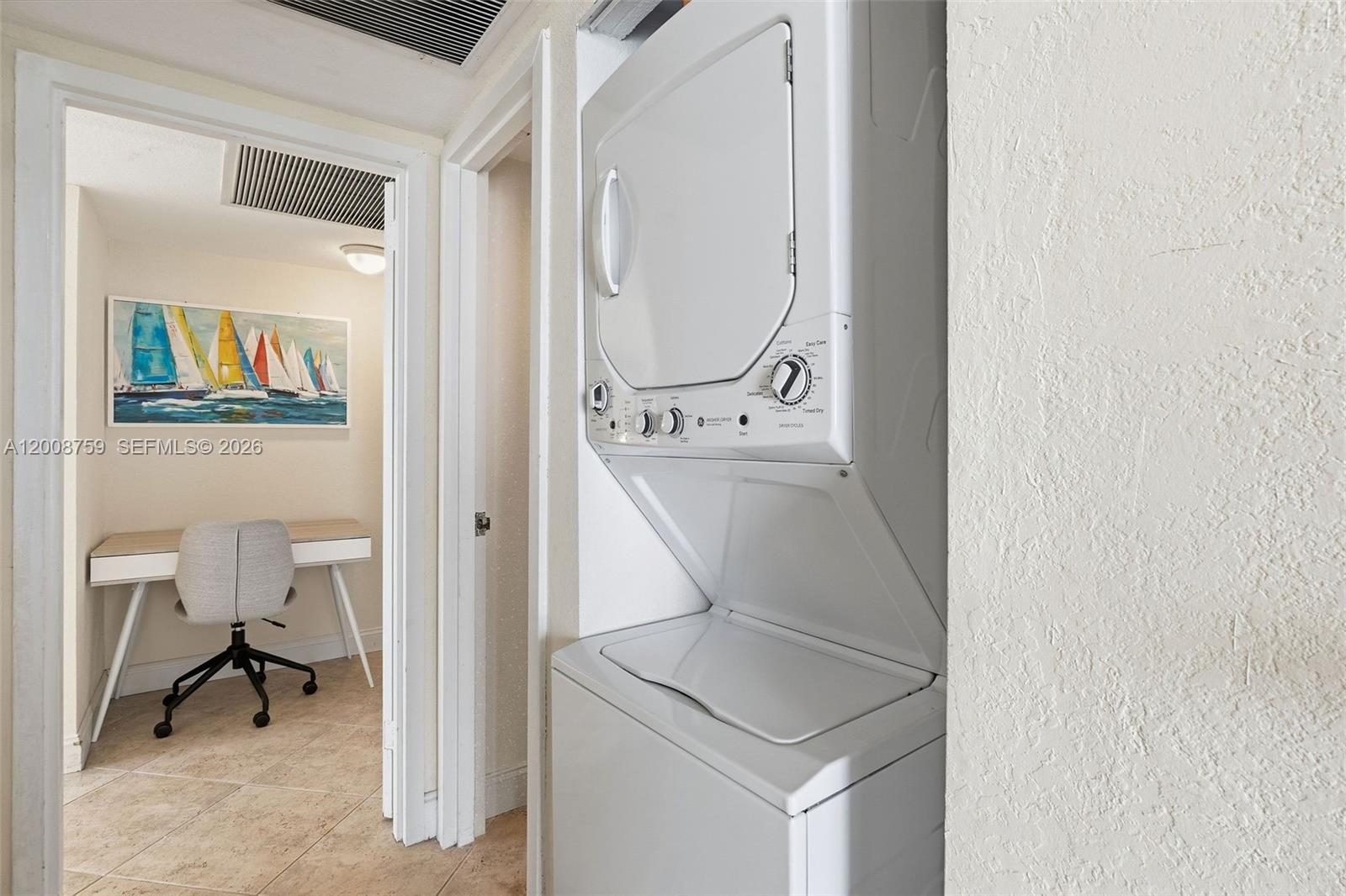 Photo of 2030 Ocean Dr  #1820, Hallandale Beach, Florida, 33009 - 