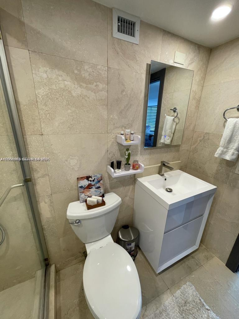 Photo of 2049 Ocean Dr  #401, Hallandale Beach, Florida, 33009 - 