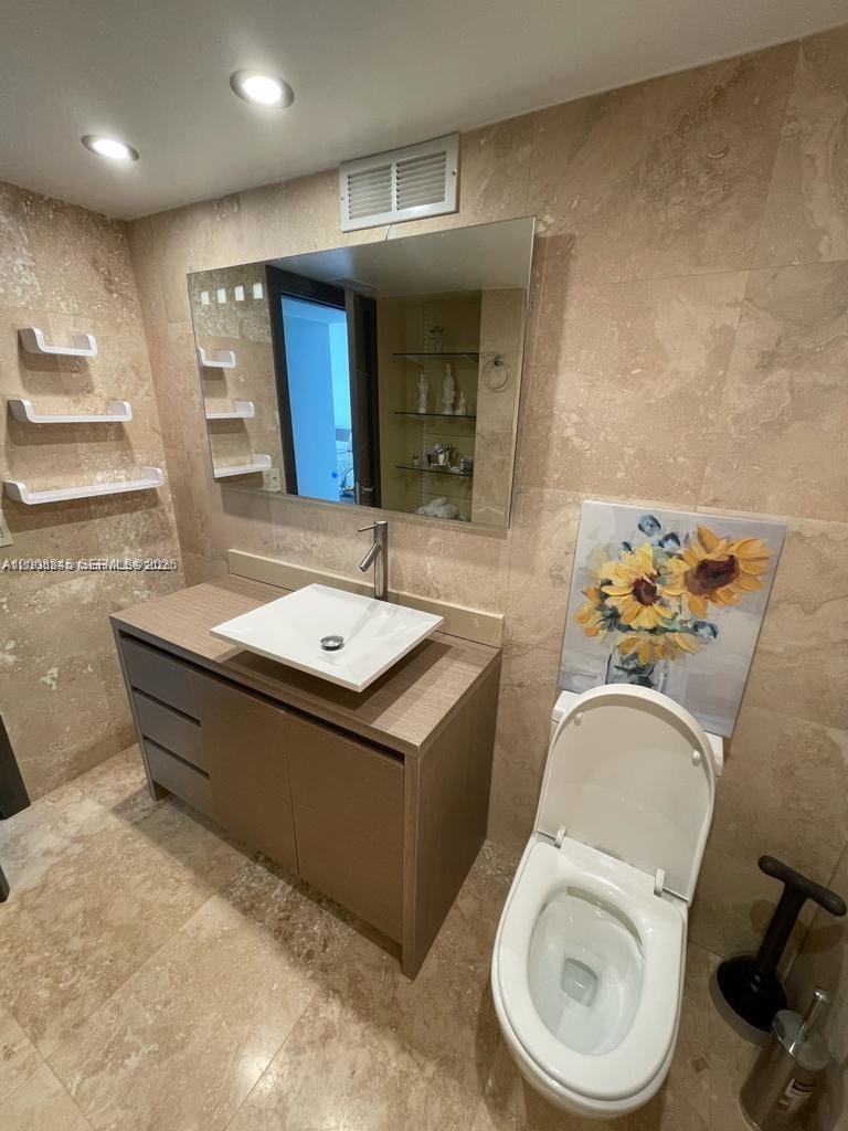 Photo of 2049 Ocean Dr  #401, Hallandale Beach, Florida, 33009 - 