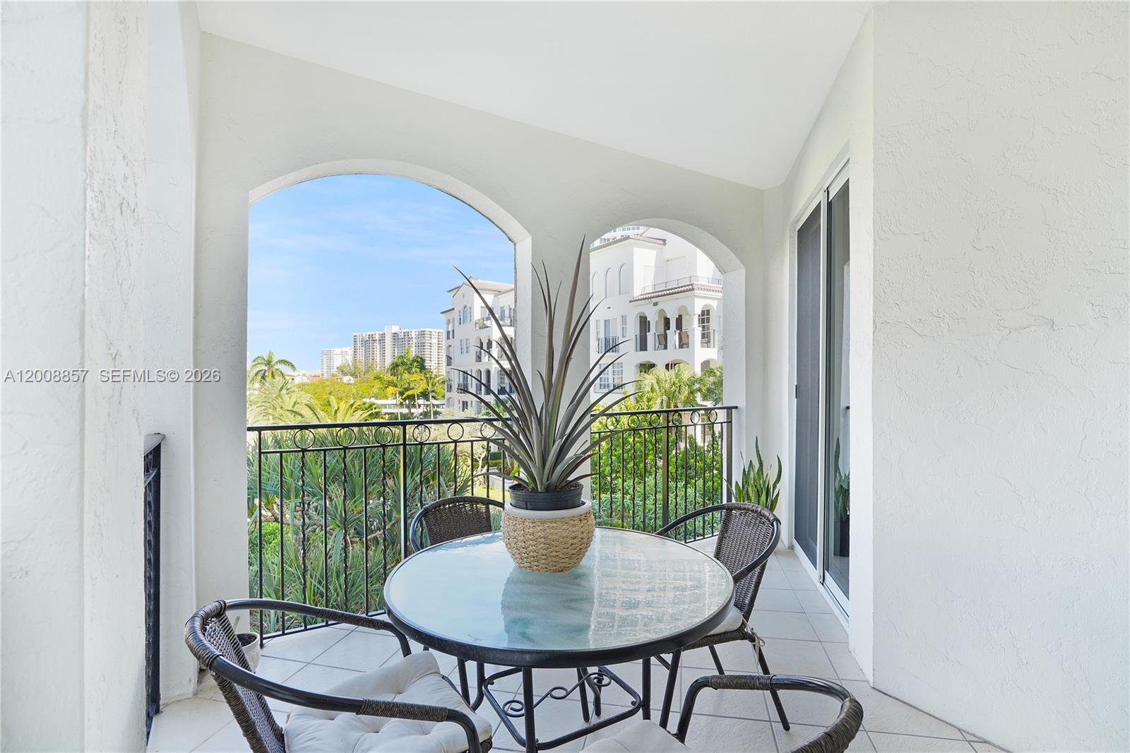 See details C307 3 / 2 1640 sq. ft. $ 2026-05-14 0 Photo