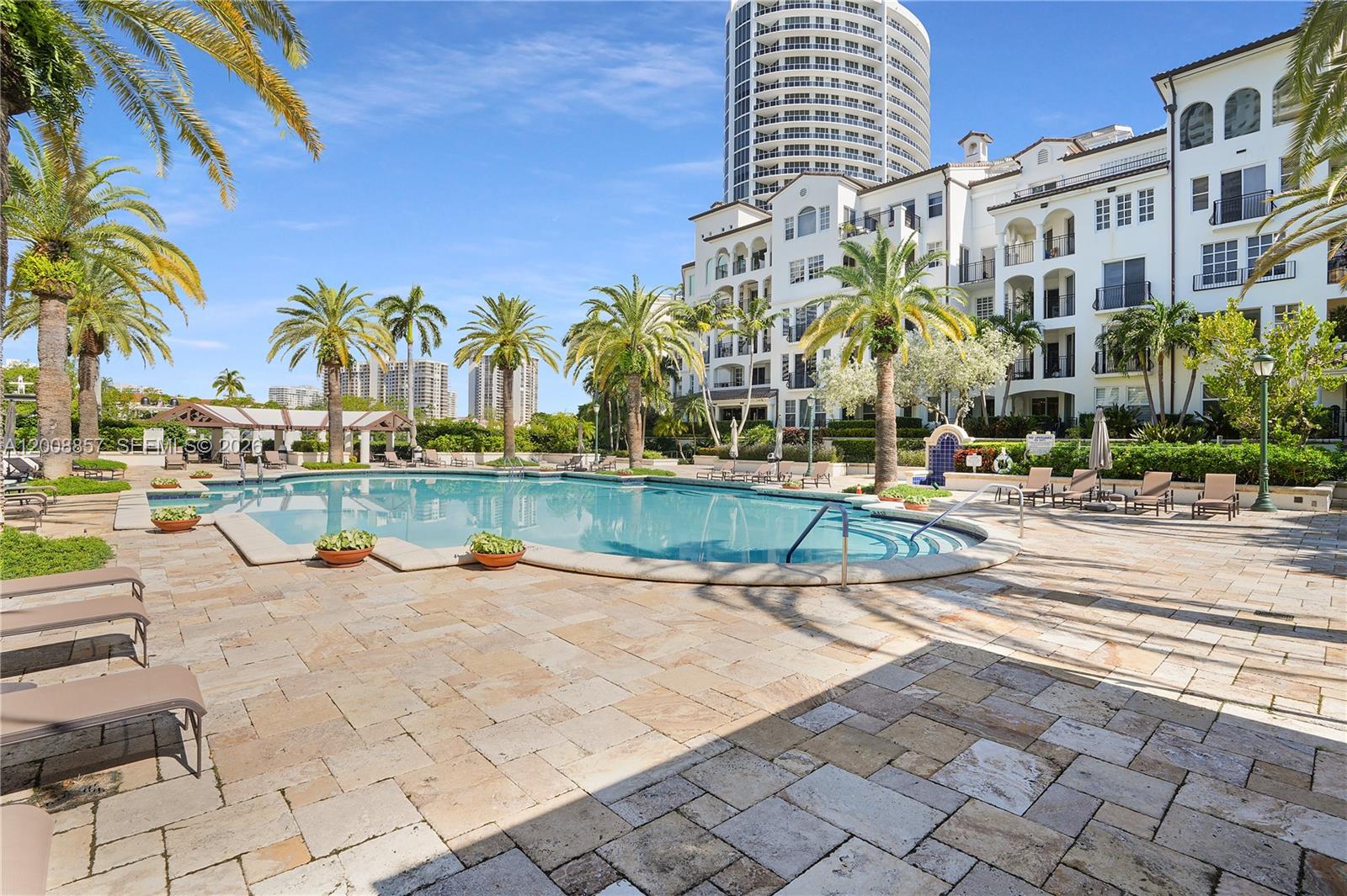 See details C307 3 / 2 1640 sq. ft. $ 2026-05-14 0 Photo