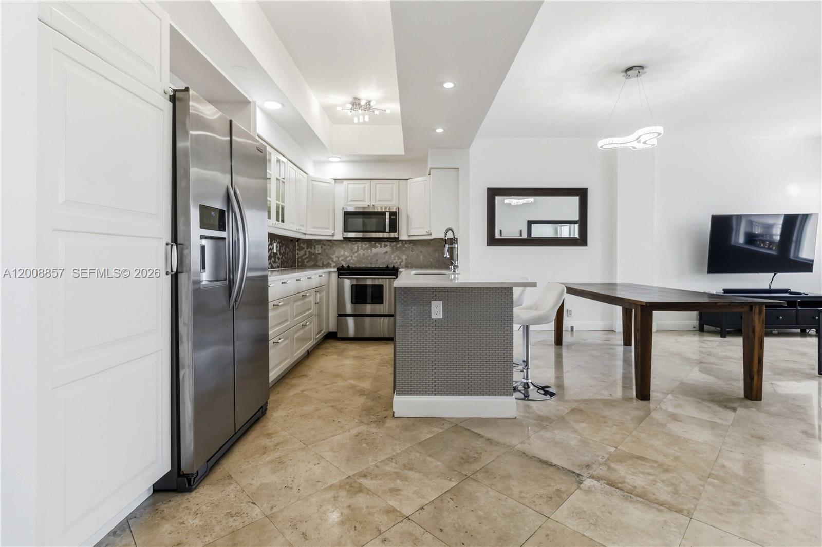 See details C307 3 / 2 1640 sq. ft. $ 2026-05-14 0 Photo