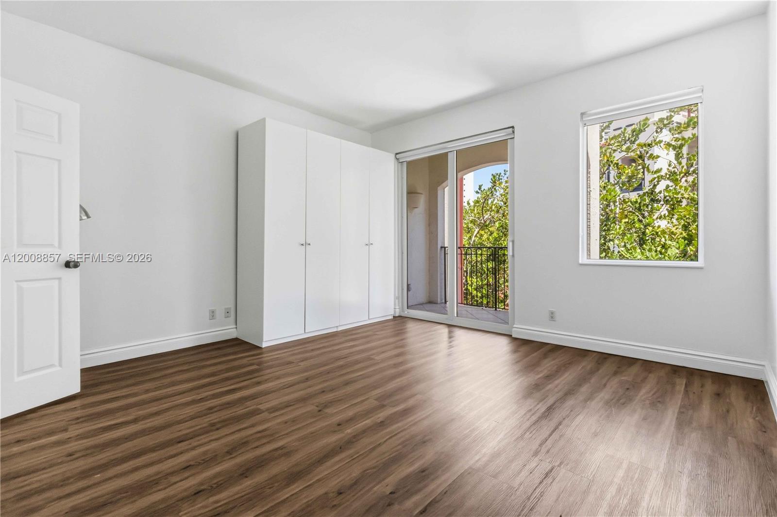 See details C307 3 / 2 1640 sq. ft. $ 2026-05-14 0 Photo