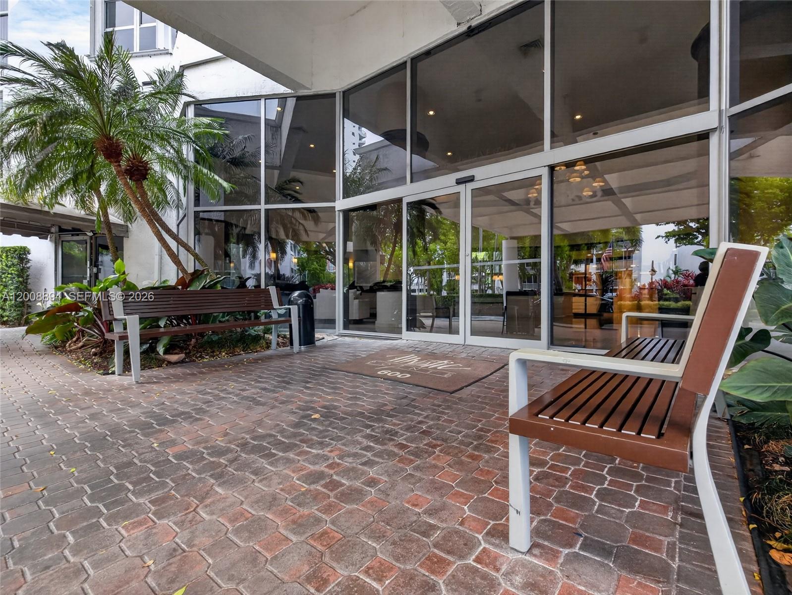 Photo of 3400 192nd St  #1402, Aventura, Florida, 33180 - Building entrance
