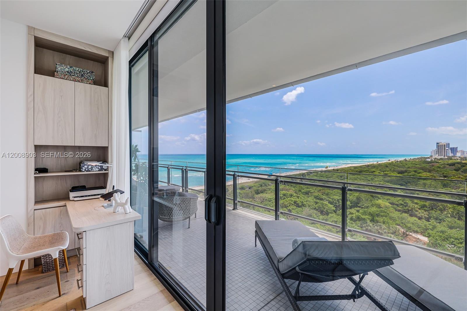 904 2 / 3 1594 sq. ft. $ 2026-04-28 0 Photo