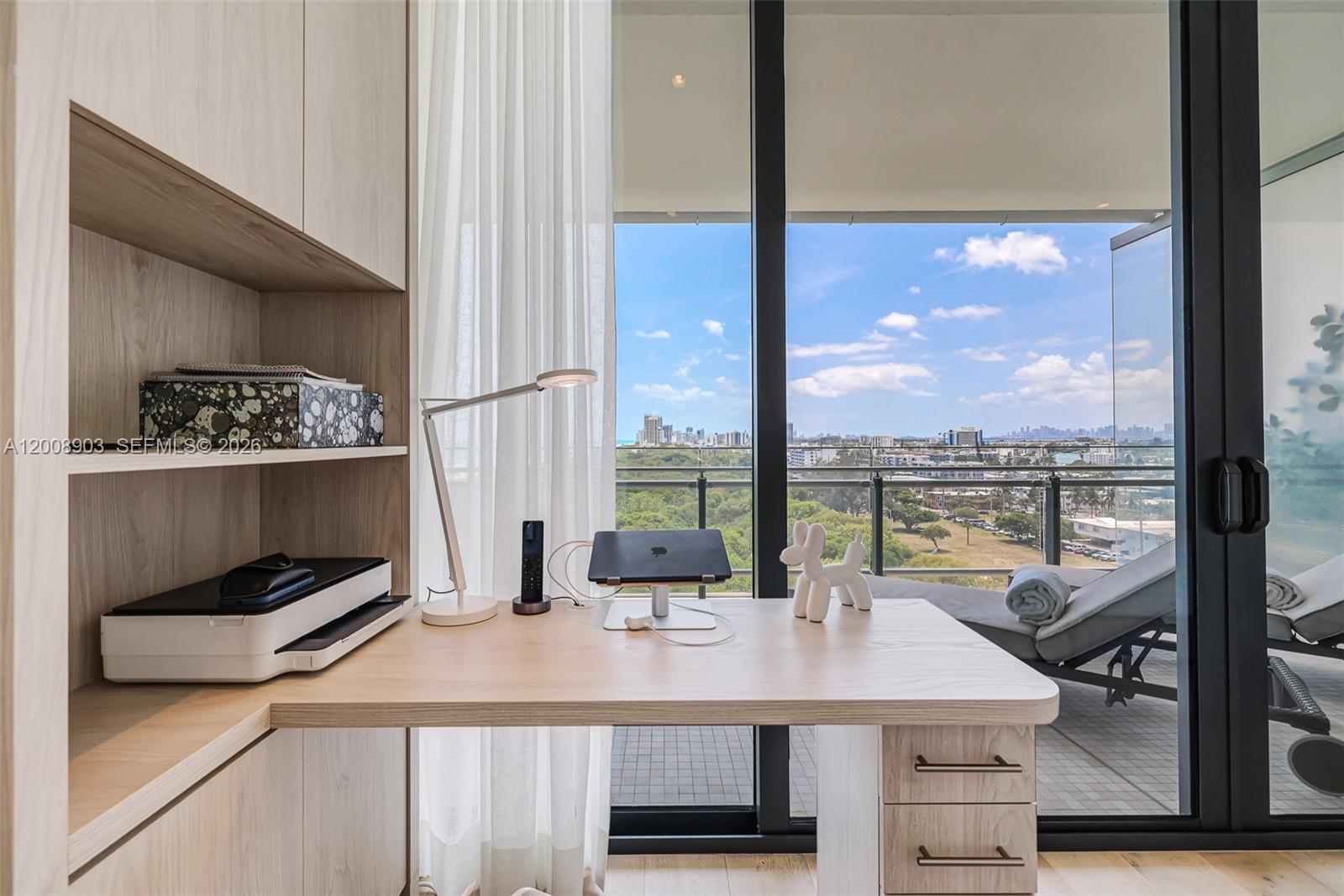 904 2 / 3 1594 sq. ft. $ 2026-04-28 0 Photo
