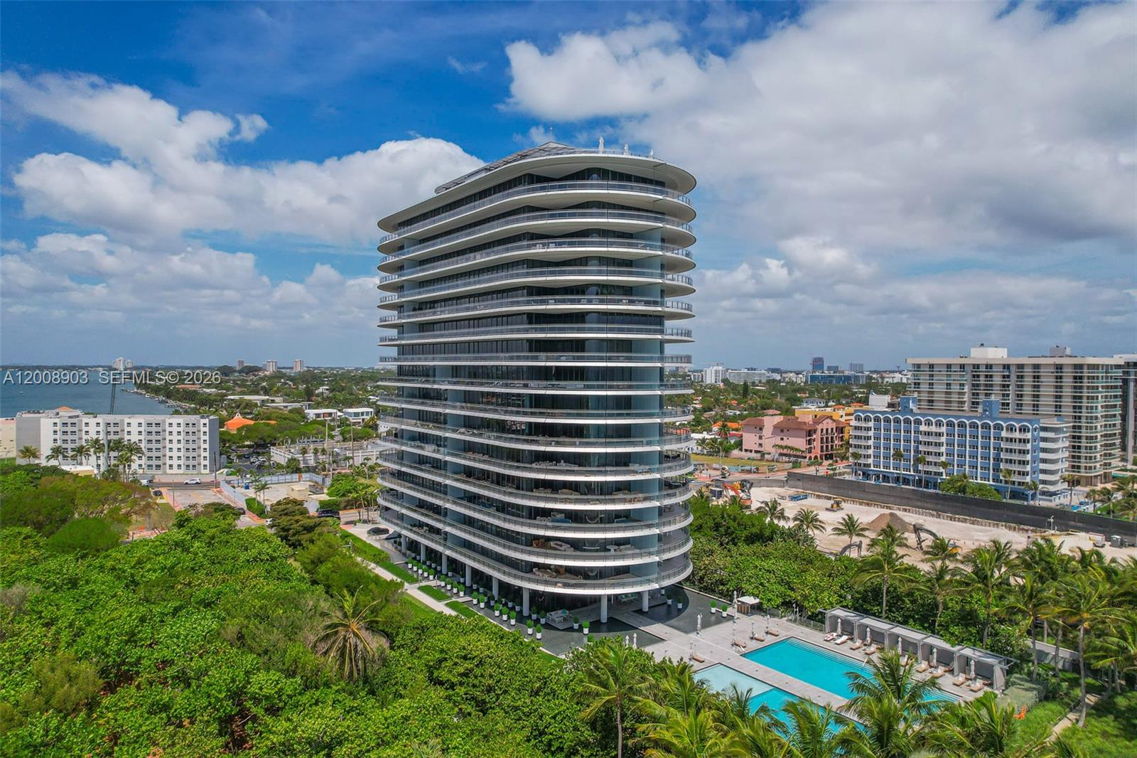 904 2 / 3 1594 sq. ft. $ 2026-04-28 0 Photo