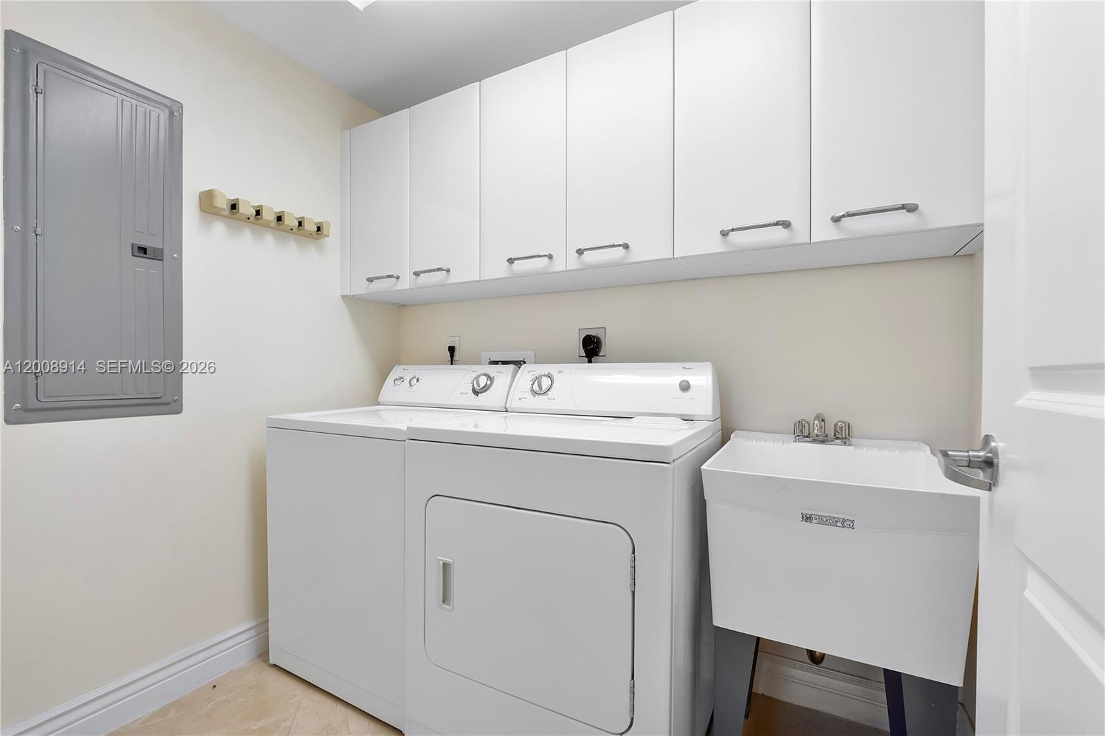 Photo of 3101 Ocean Dr #2705, Hollywood, Florida, 33019 -