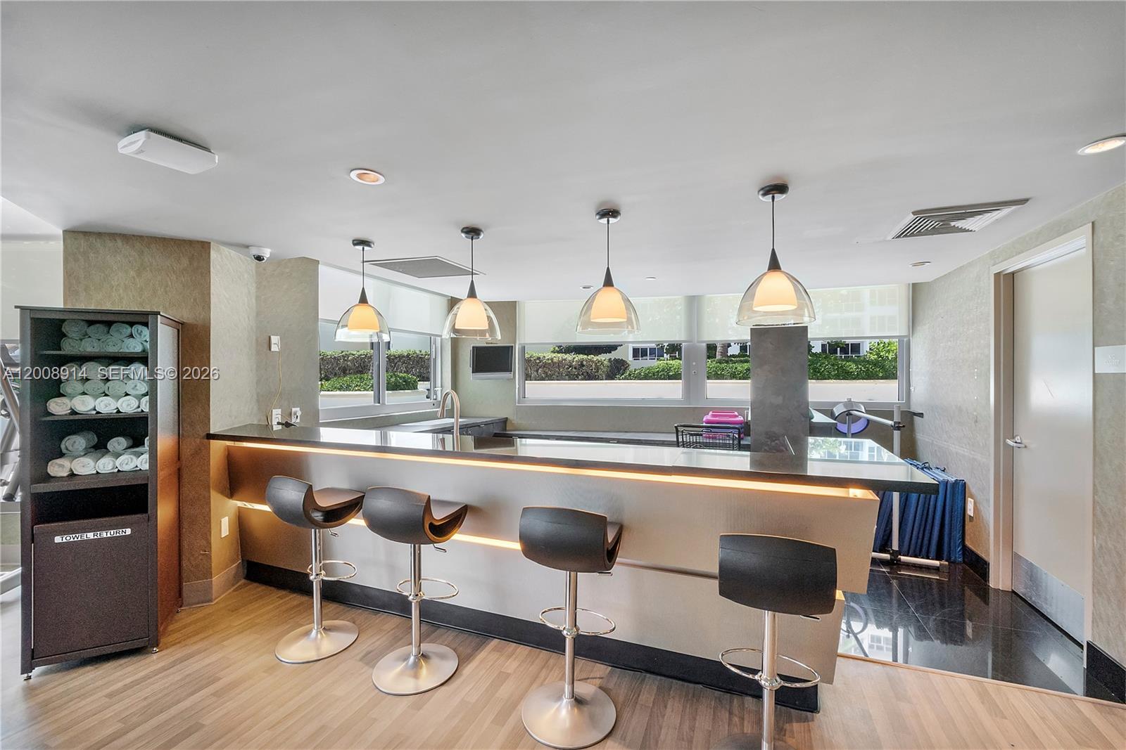 Photo of 3101 Ocean Dr #2705, Hollywood, Florida, 33019 -