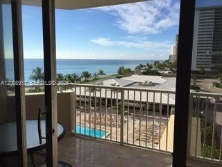 See details 5L 1 / 2 870 sq. ft. $ 2026-04-28 0 Photo