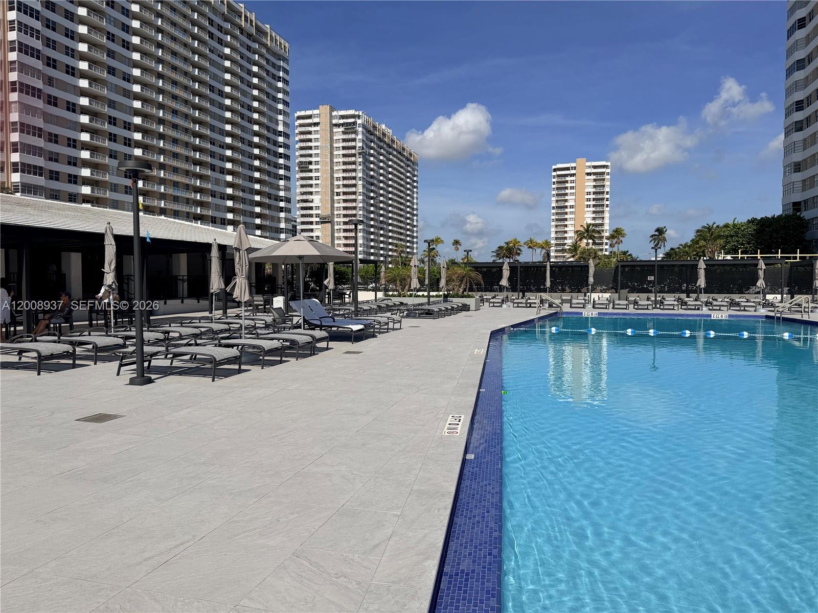 See details 5L 1 / 2 870 sq. ft. $ 2026-04-28 0 Photo