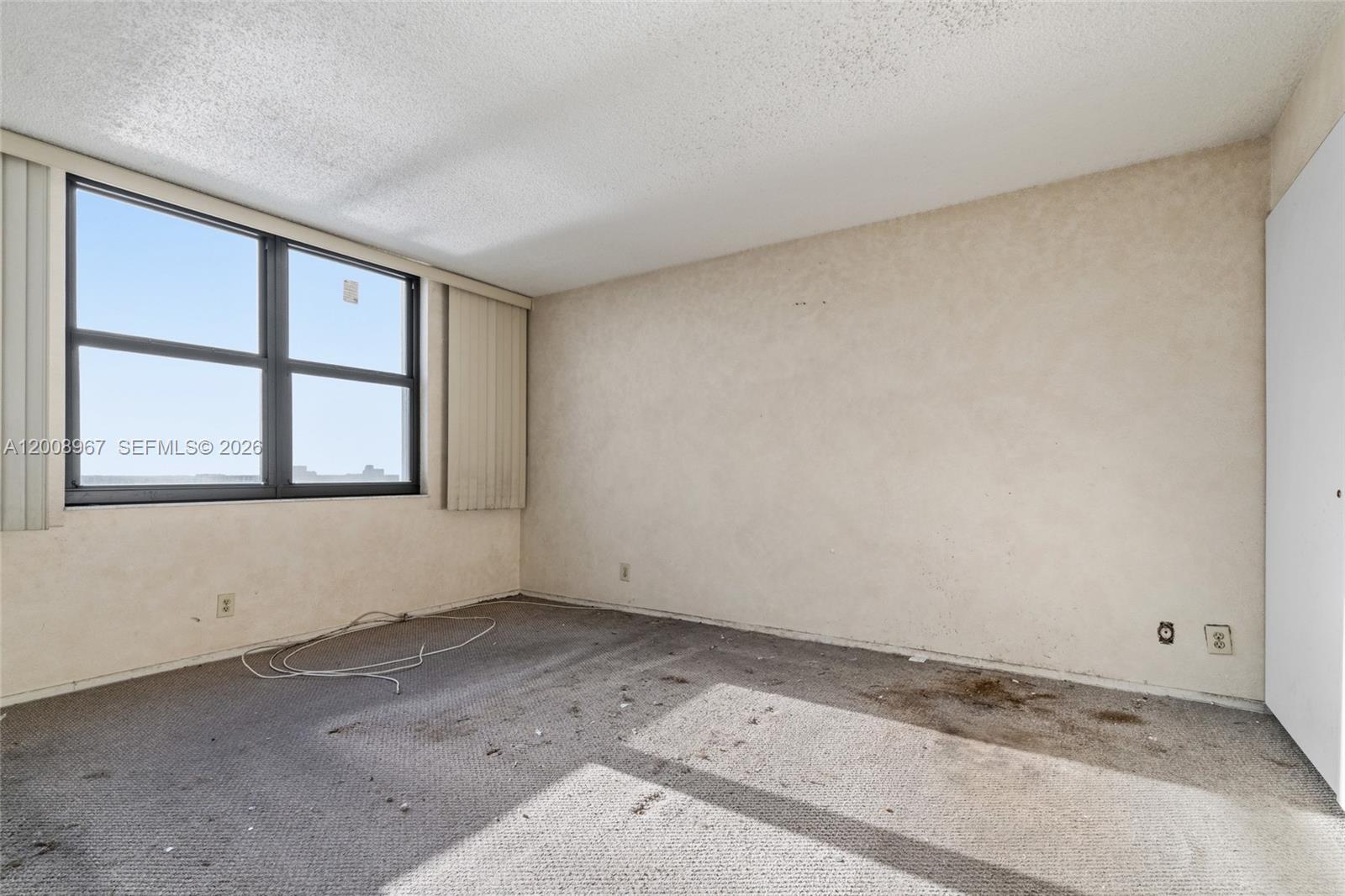 Photo of 2401 Ocean Dr  #1907, Hollywood, Florida, 33019 - 