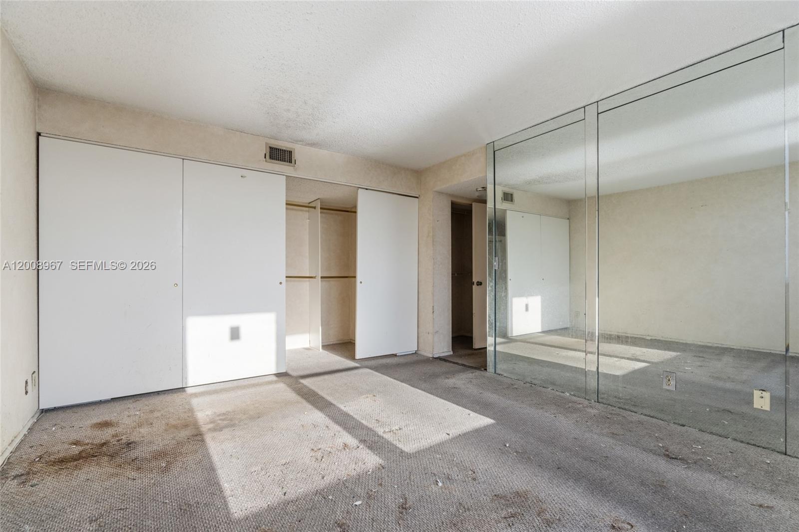 Photo of 2401 Ocean Dr  #1907, Hollywood, Florida, 33019 - 