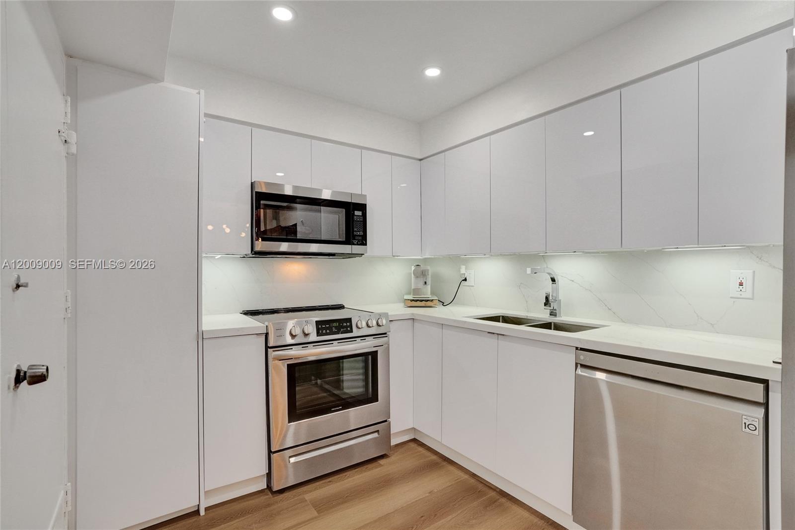 Photo of 400 Kings Point Dr  #418, Sunny Isles Beach, Florida, 33160 - 