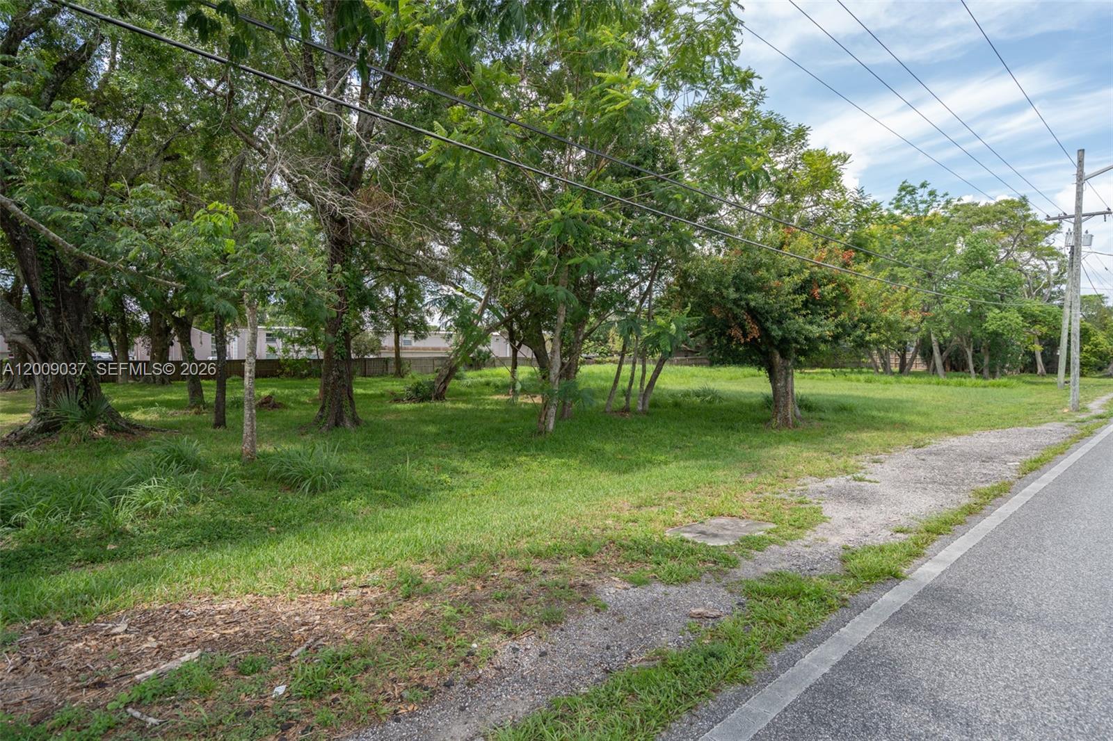   /   sq. ft. $ 2026-04-28 0 foto