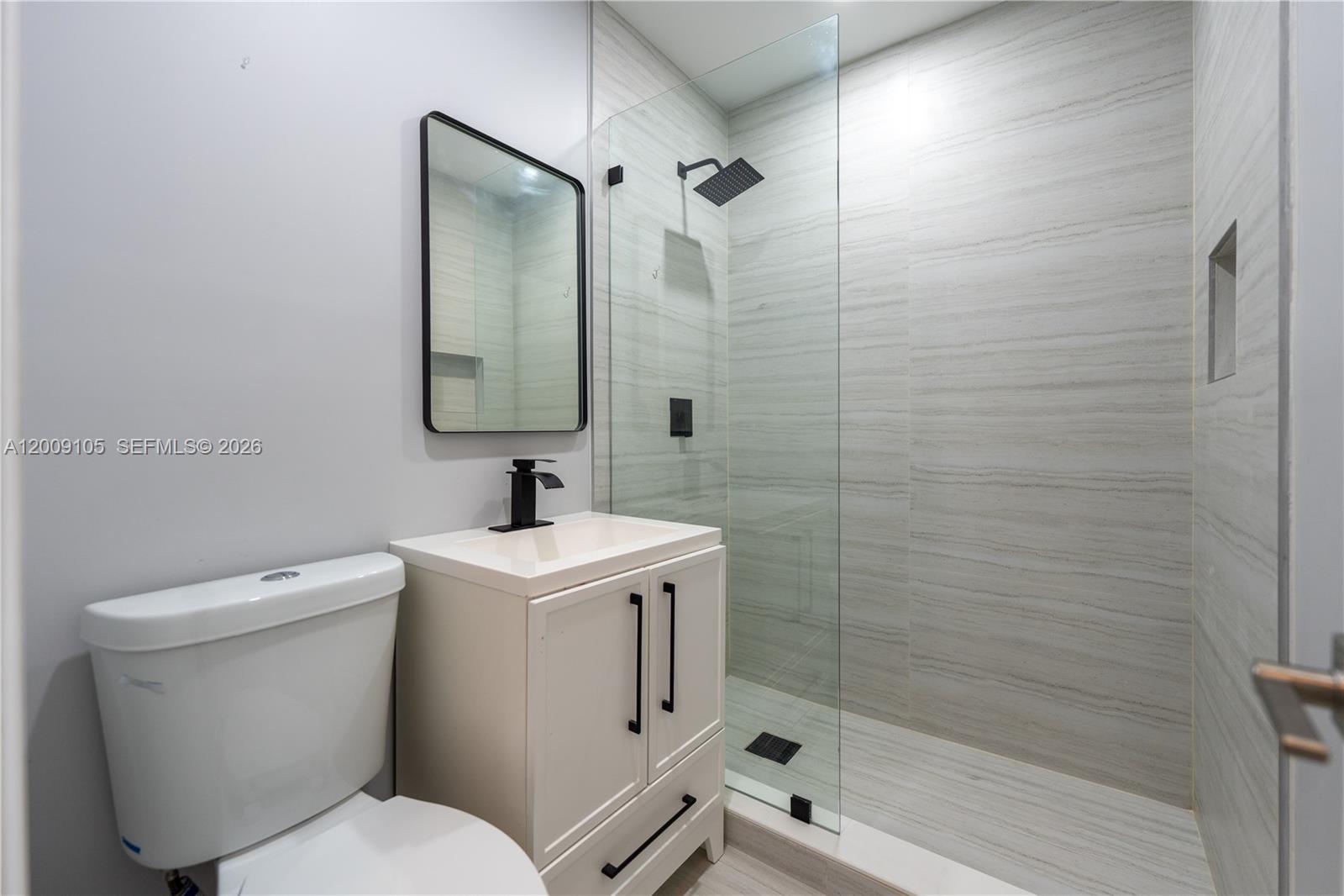   /  2295 sq. ft. $ 2026-04-28 0 Photo