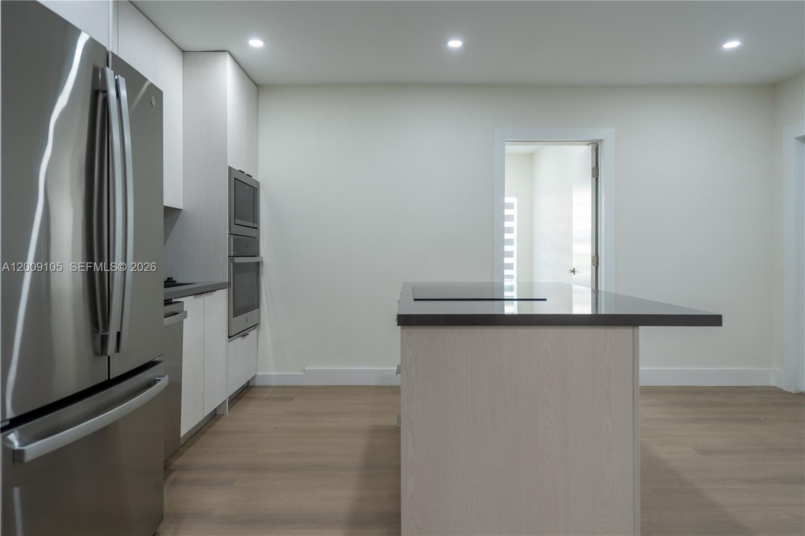   /  2295 sq. ft. $ 2026-04-28 0 Photo