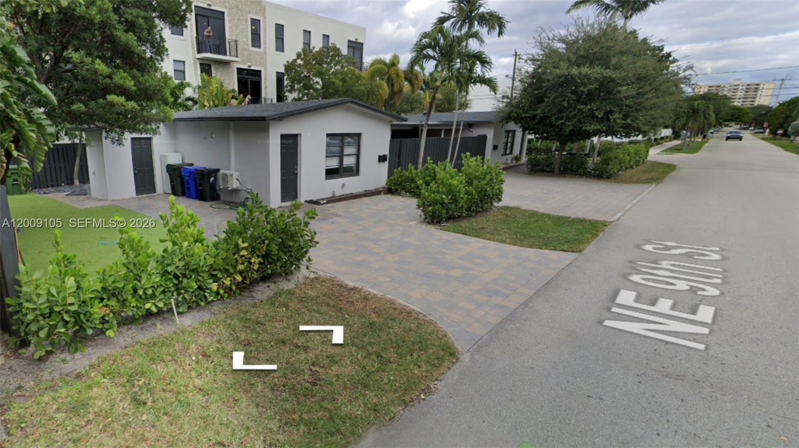   /  2295 sq. ft. $ 2026-04-28 0 Photo