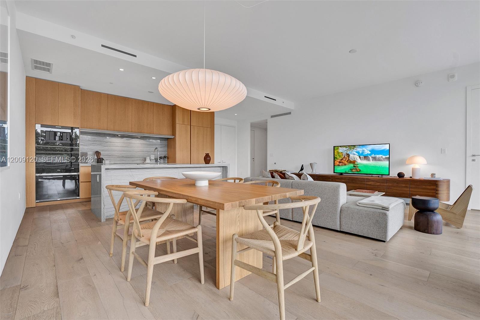 304 2 / 3 1457 sq. ft. $ 2026-04-28 0 Photo